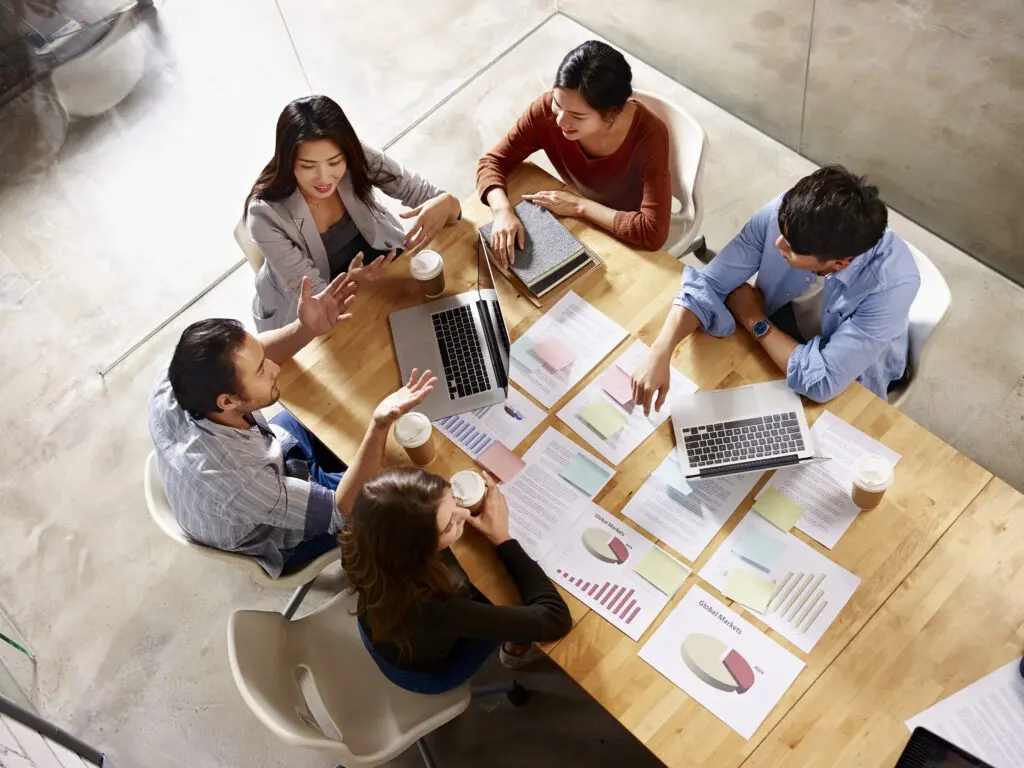 Formation CSE : obligations, prix et prestataires pour les entreprises (2026)