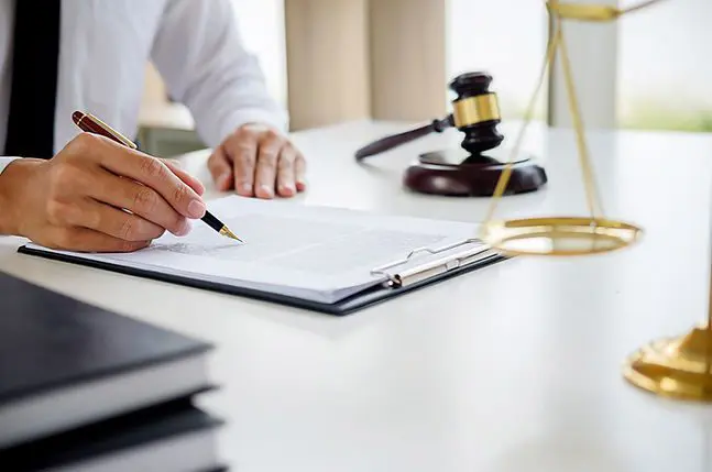 Cadre juridique Articles L2315-16, L2315-18, R2315-9 à R2315-22 du Code du travail. Mention des lois de 2017, 2018, et loi santé au travail de 2021.