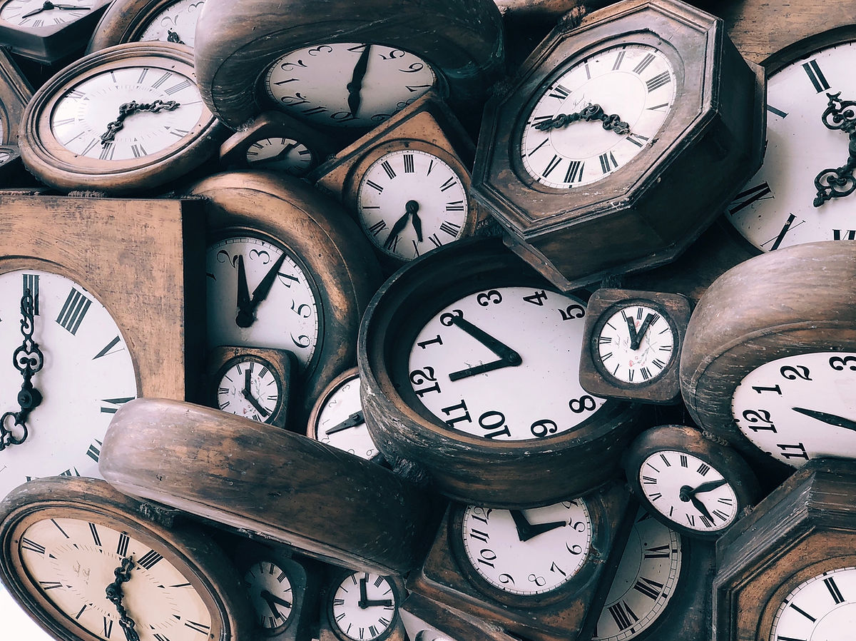 horloges en bois