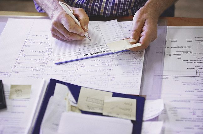 Thématiques pédagogiques récurrentes Analyse du Document Unique (DUERP). Prévention des TMS, RPS, accidents du travail. Gestion de conflits, négociation, posture en entretien. Fonctionnement du CSE, r&ocirc;le du secrétaire et du trésorier. Construction de stratégies de défense (cas de sanctions, entretiens disciplinaires).