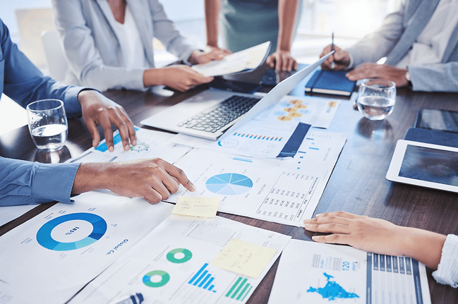 Financement de la formation 100 % à la charge de l'employeur (formation, déplacements, hébergement, maintien de rémunération). Barème d'indemnités basé sur les règles applicables aux fonctionnaires (service-public.fr).
